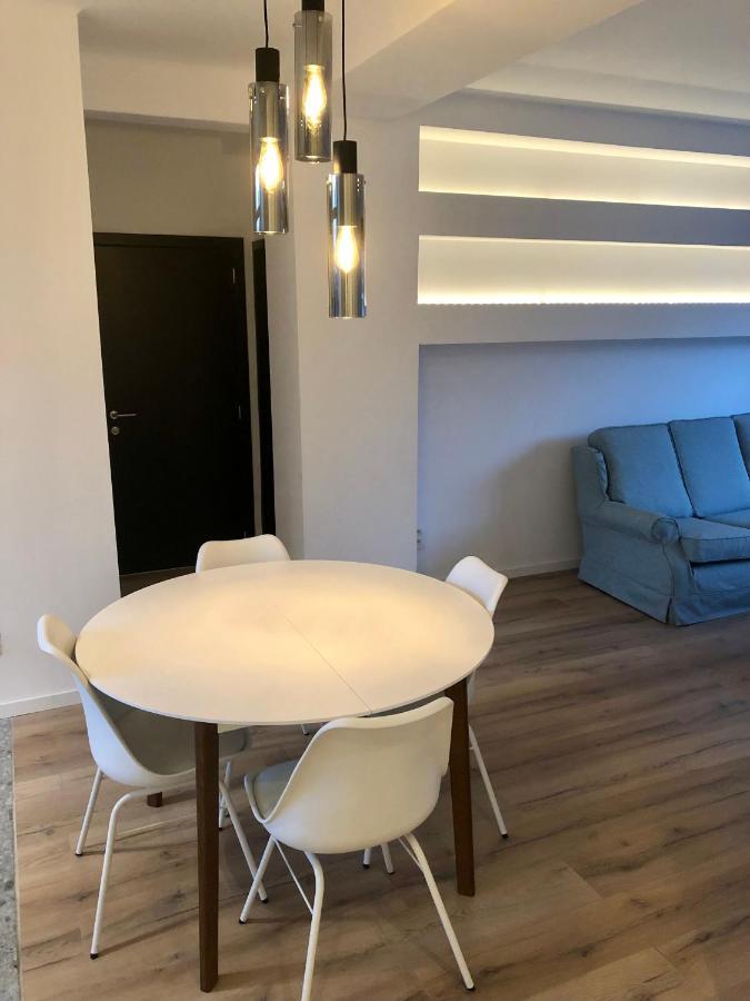 Luxury Two Bedroom With Bath Apartment Gent