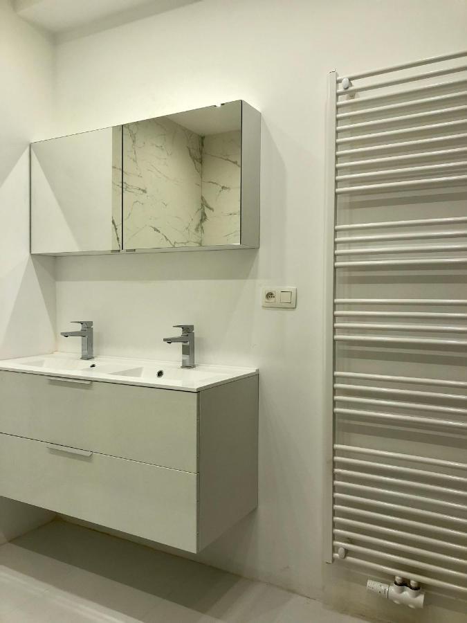 Luxury Two Bedroom With Bath * Gent